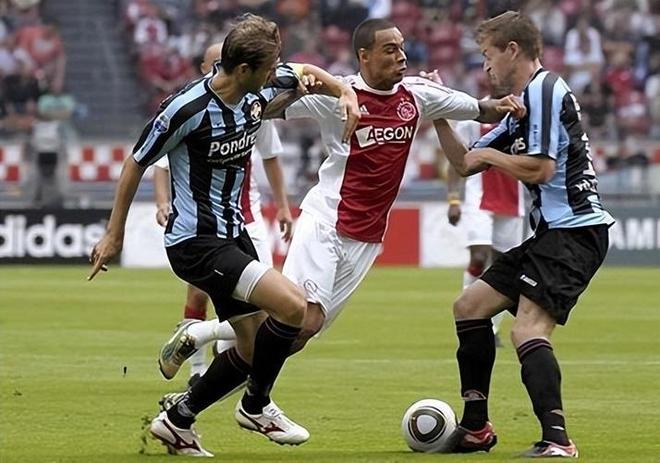 这无疑给球 这无疑给球