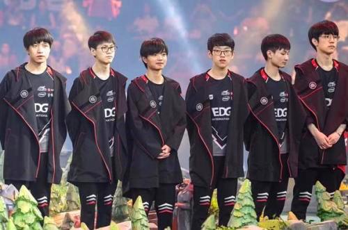 被连锁打击 被连锁打击